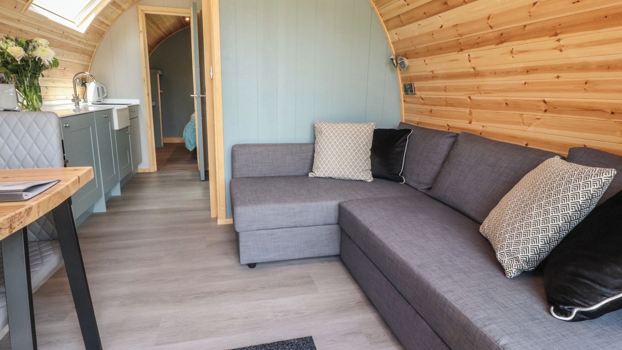 Photo of Livingroom in Fence