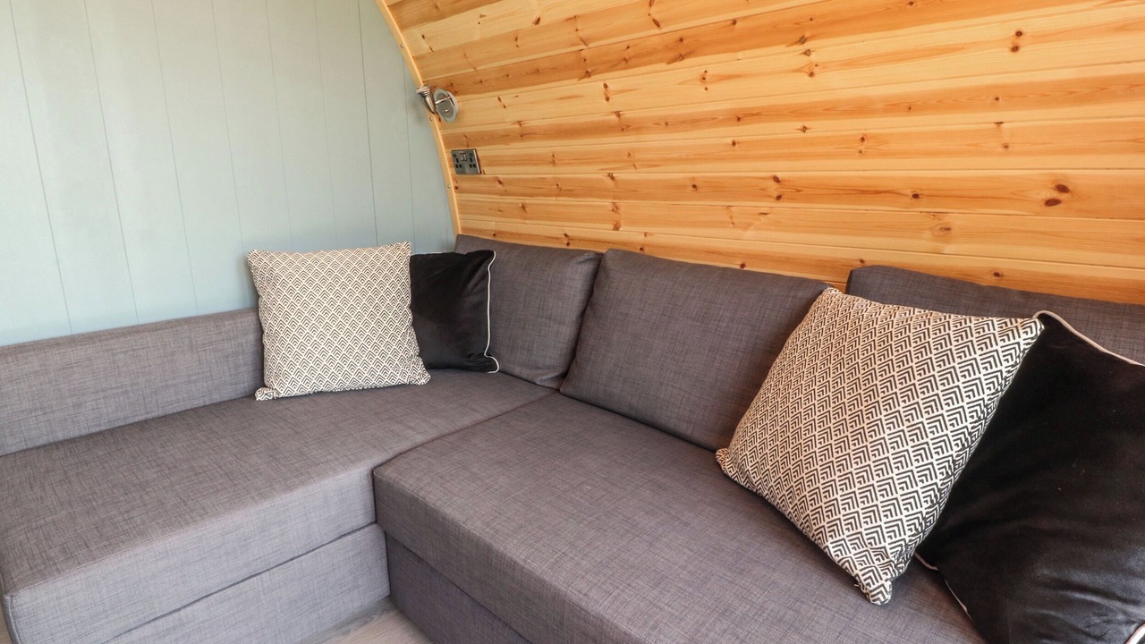 Photo of Livingroom in Fence