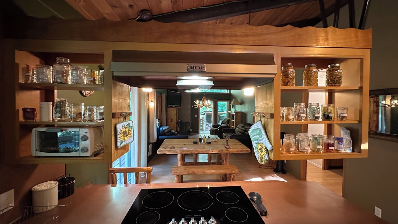 Photo of Others in Ariel