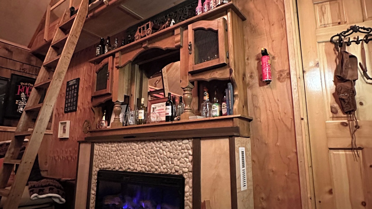 Photo of Livingroom in Ariel