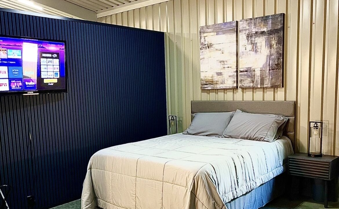 Photo of Bedroom in Iola
