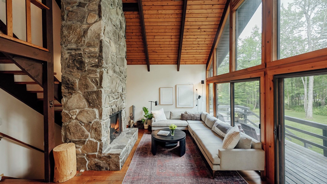 Photo of Livingroom in Weston