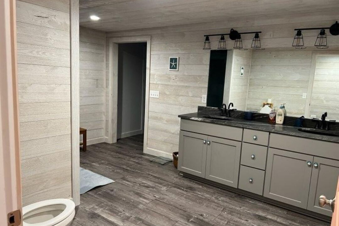 Photo of Bathroom in Macedon