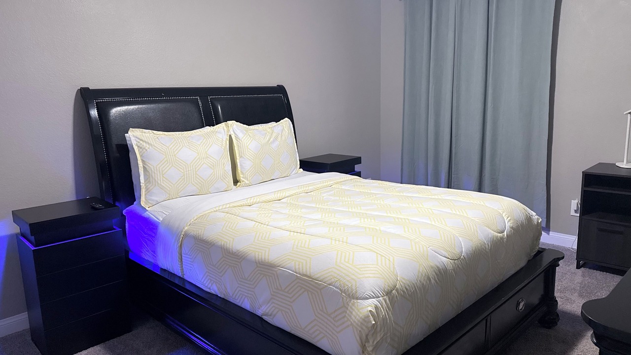 Photo of Bedroom in Rancho Oakey