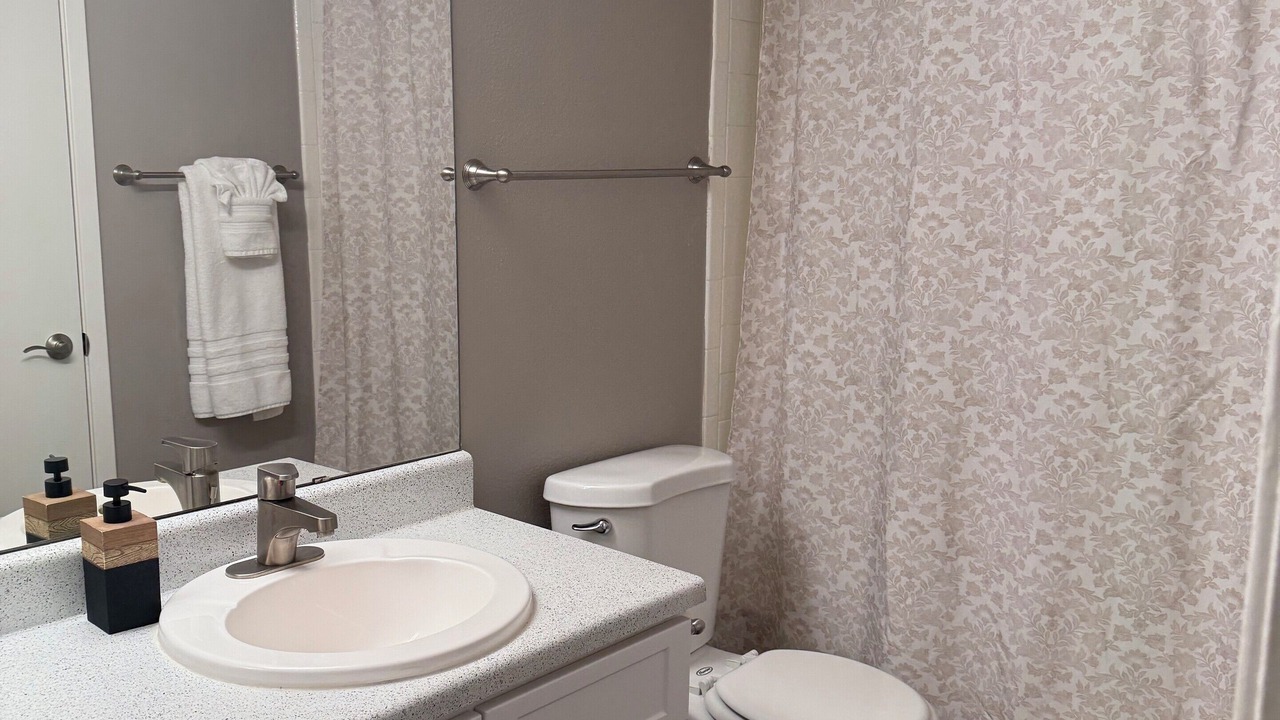 Photo of Bathroom in Rancho Oakey