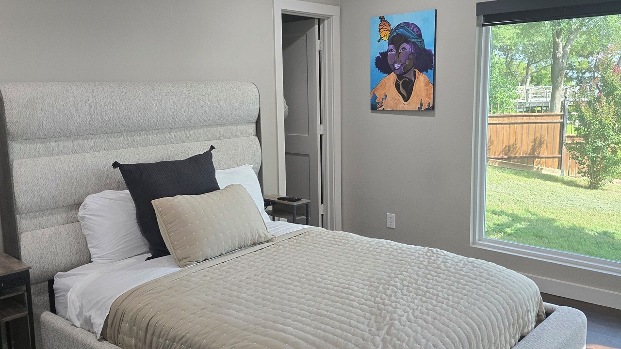 Photo of Bedroom in Whitney