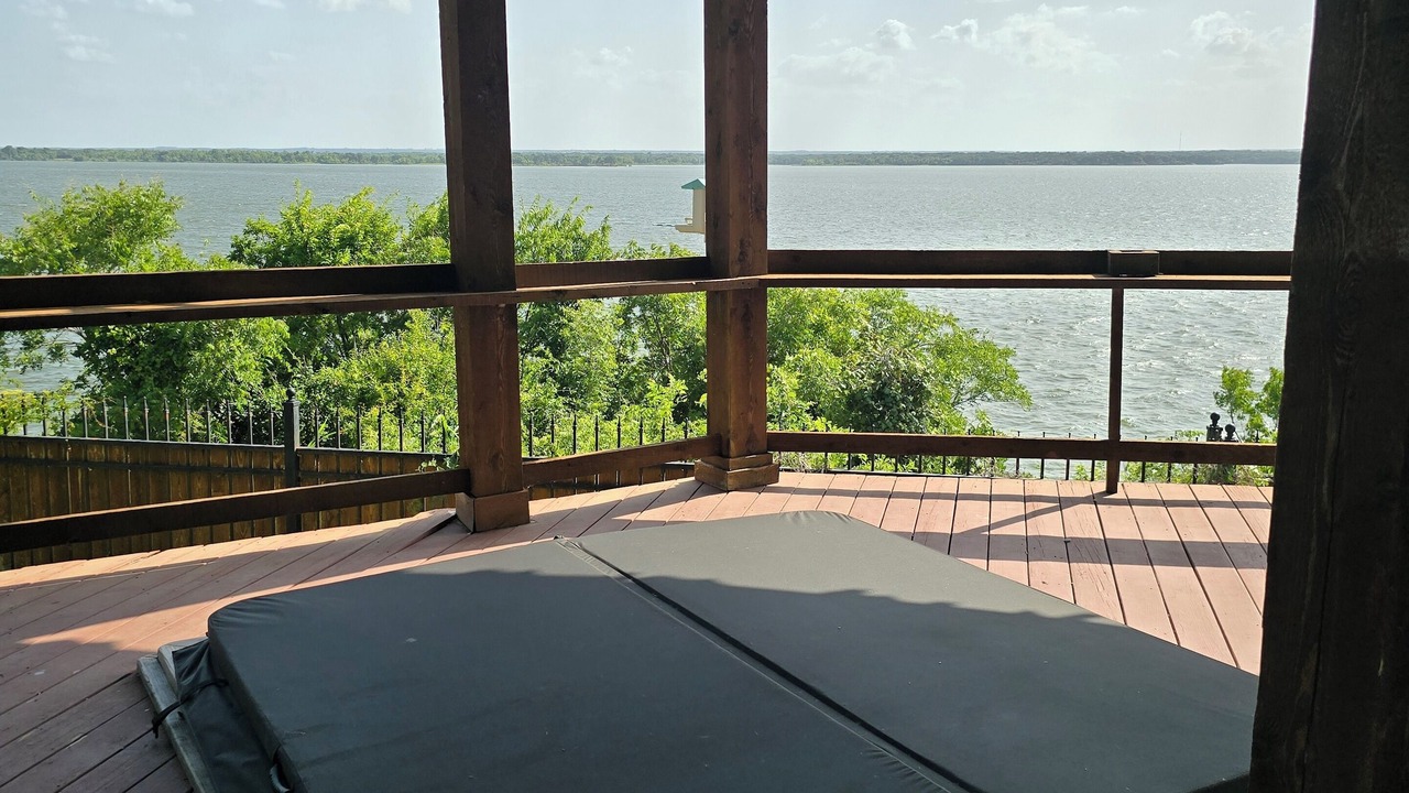 Photo of Patio Balcony in Whitney