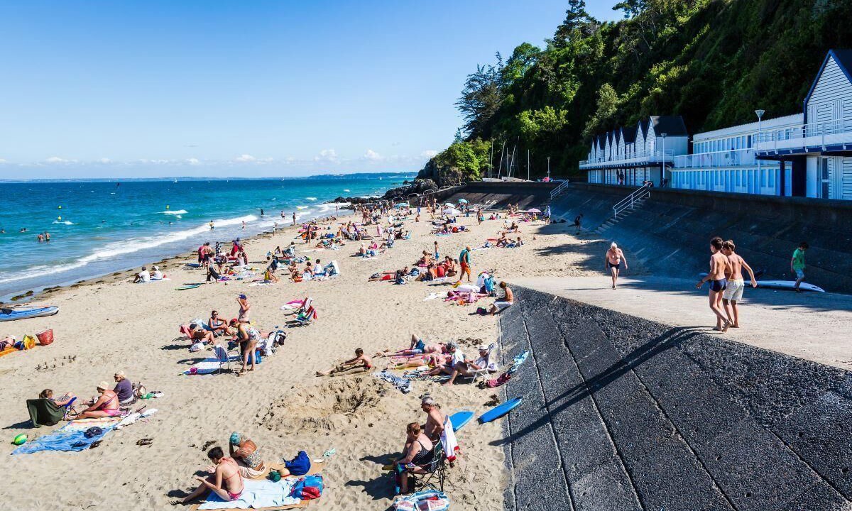 Photo of Others in Plelo