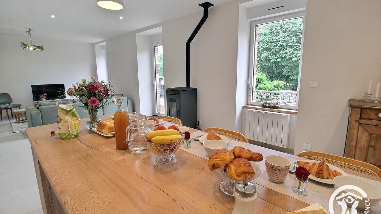 Photo of Others in Plelo