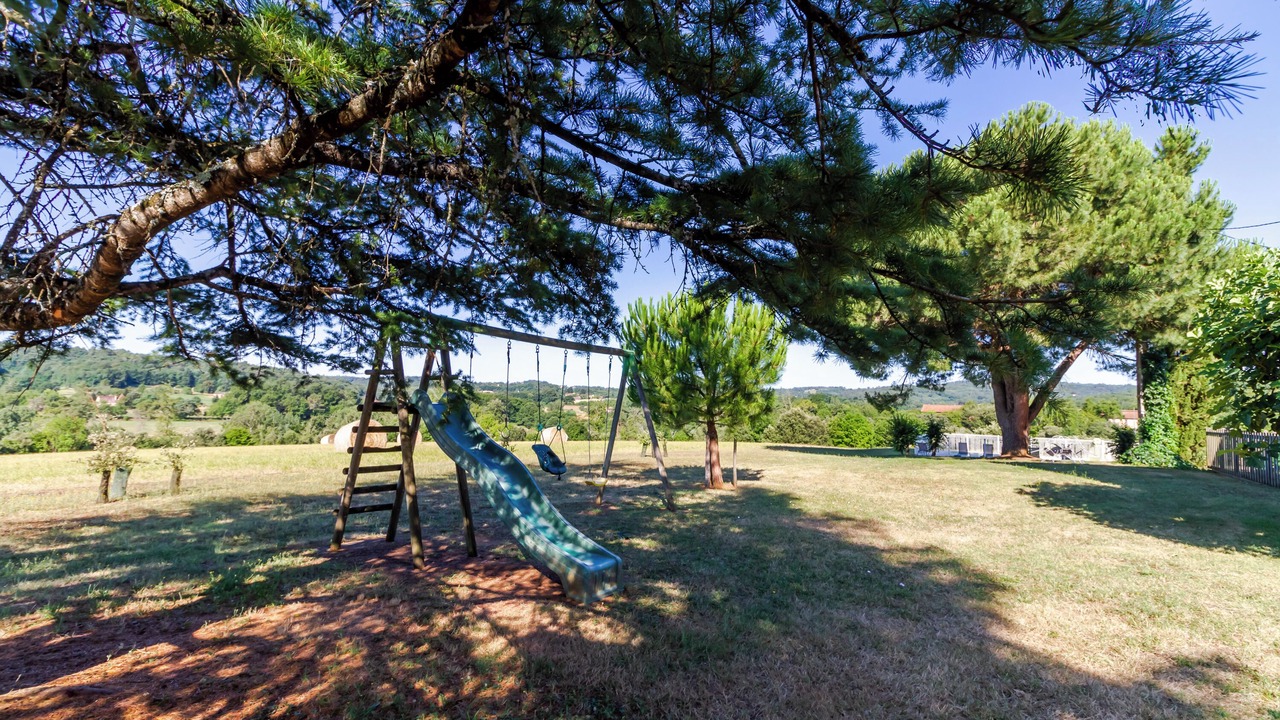 Photo of Others in Proissans