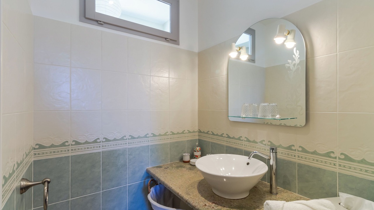 Photo of Bathroom in Proissans