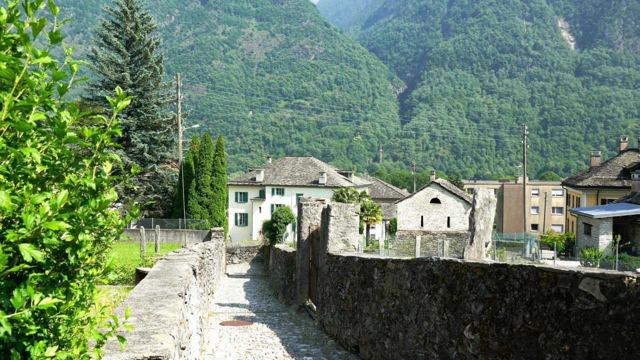 Photo of Others in Grono