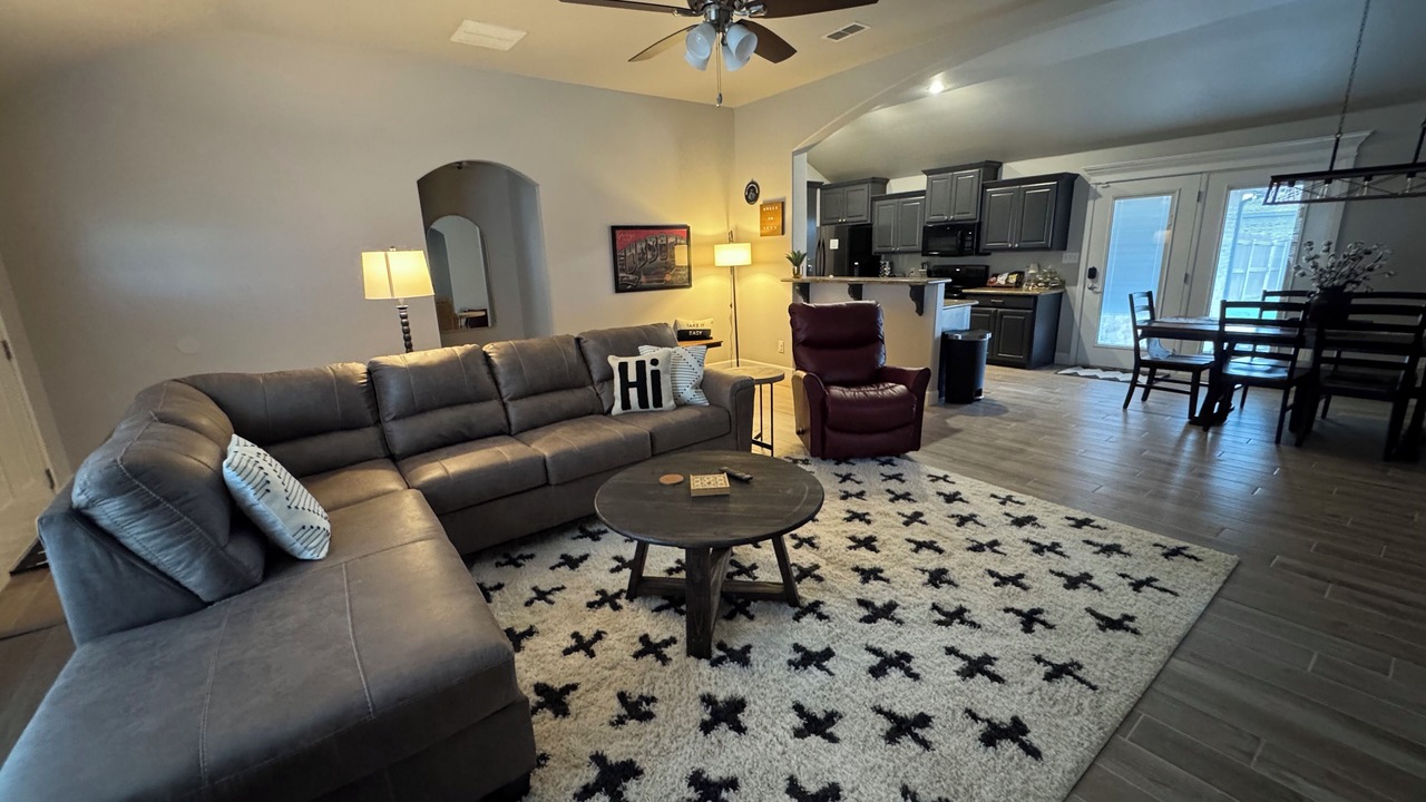 Photo of Livingroom in North by Northwest