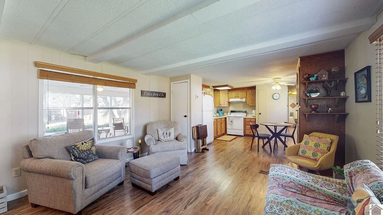 Photo of Livingroom in Murray