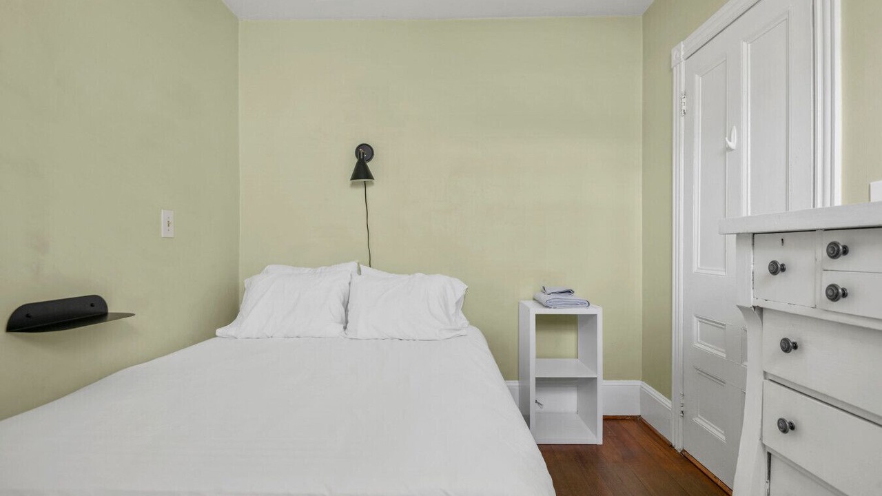 Photo of Bedroom in West End