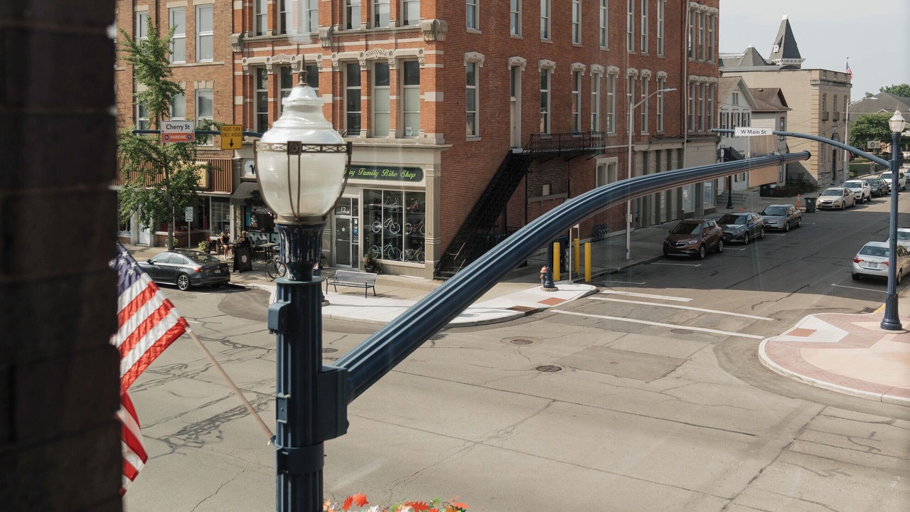 Photo of Others in Troy