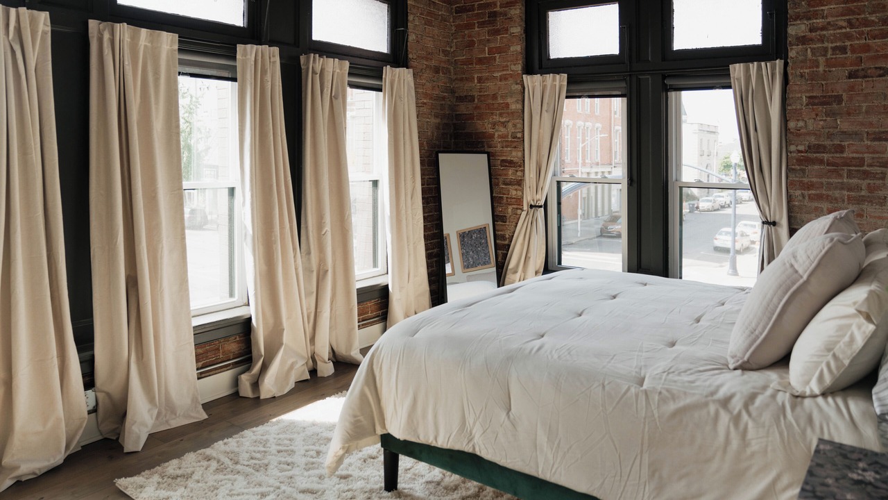 Photo of Bedroom in Troy