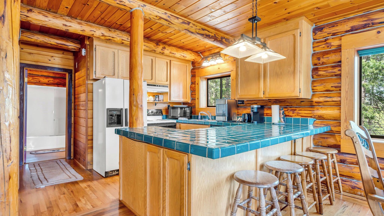 Photo of Kitchen in Twain Harte