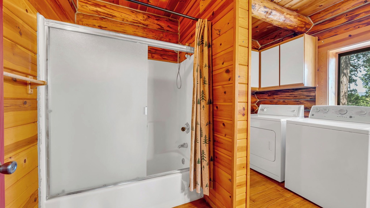 Photo of Bathroom in Twain Harte