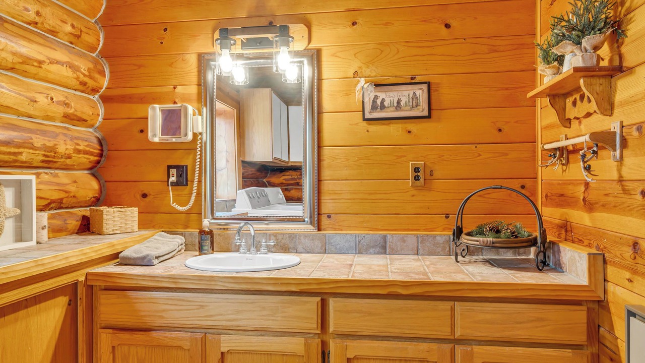 Photo of Bathroom in Twain Harte