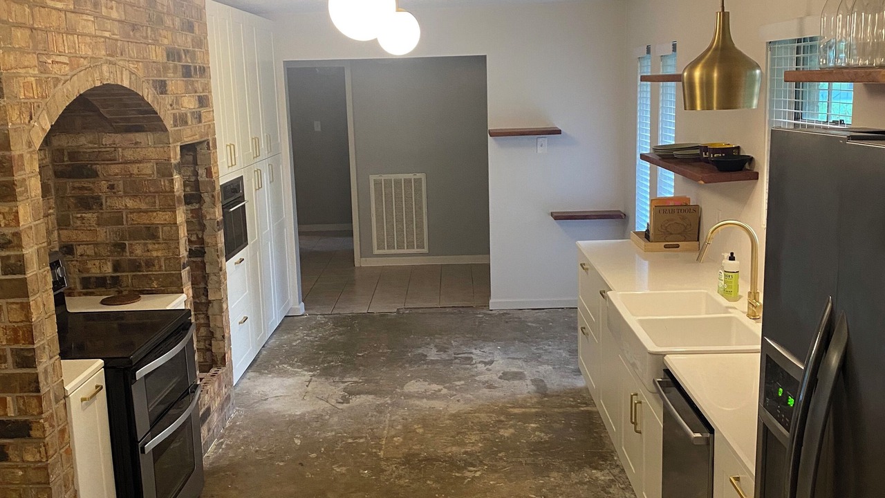 Photo of Kitchen in Mont Belvieu