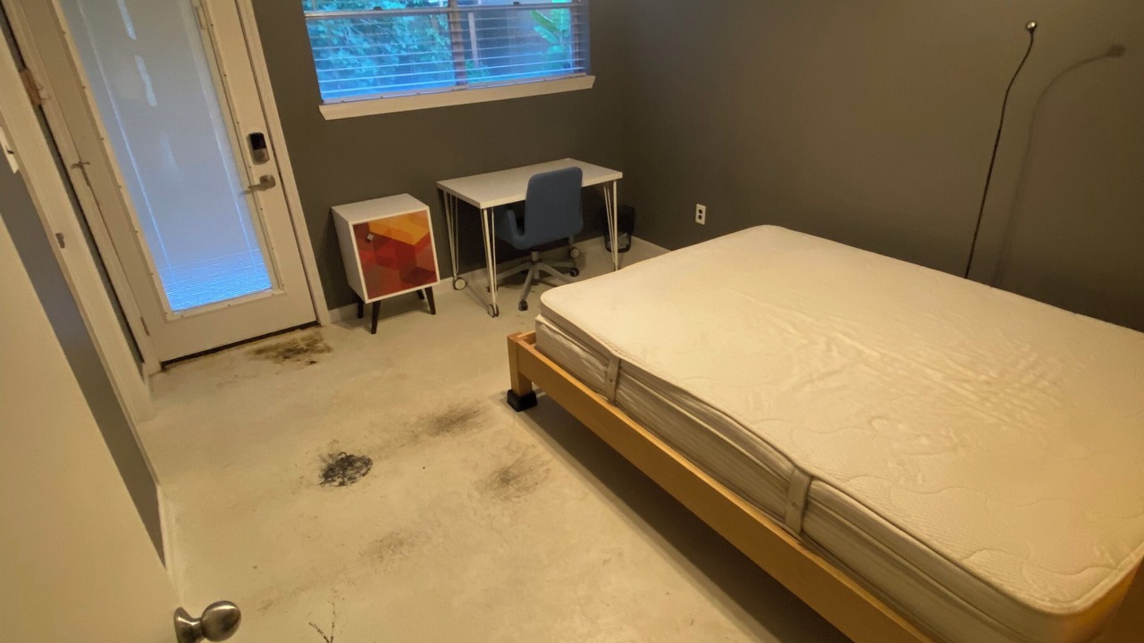 Photo of Bedroom in Mont Belvieu
