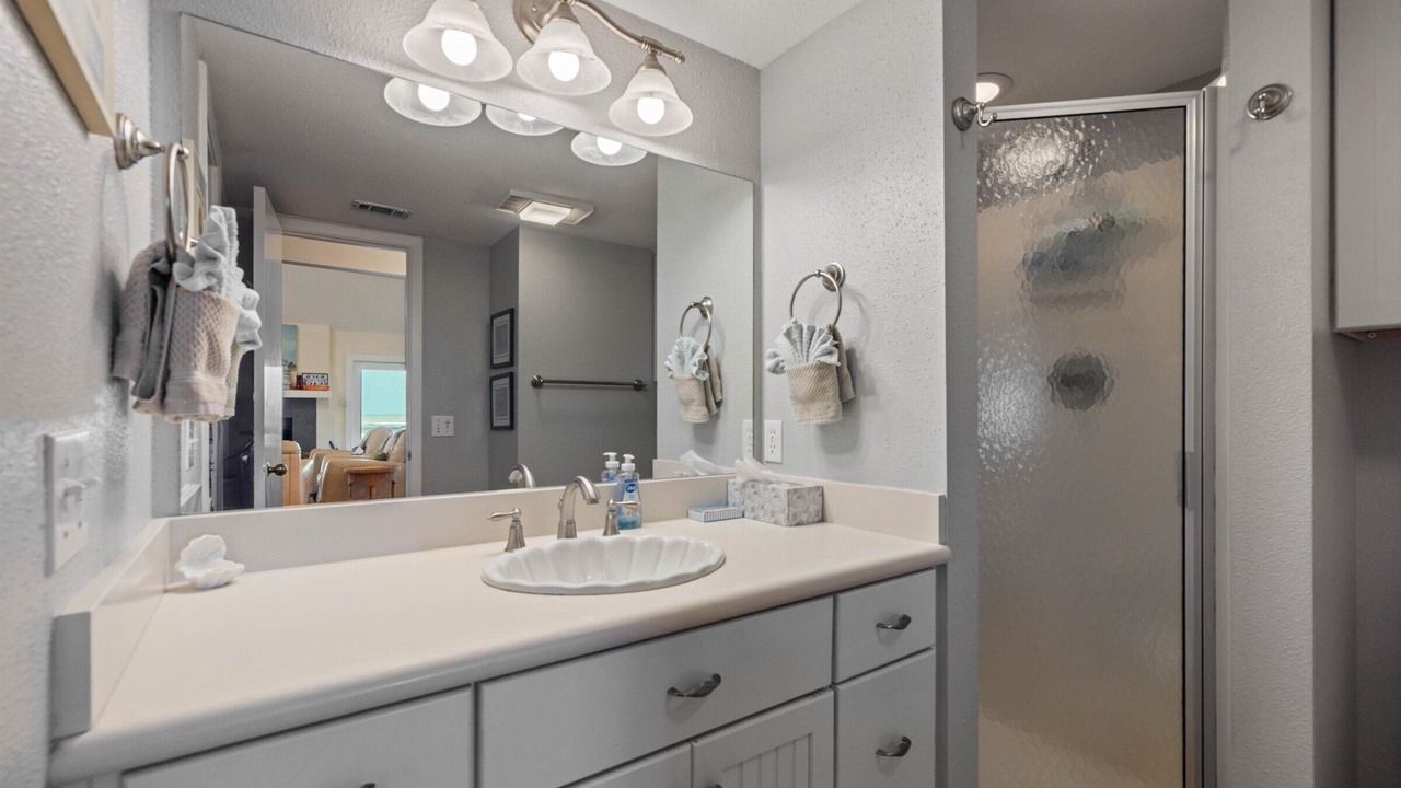 Photo of Bathroom in Galveston