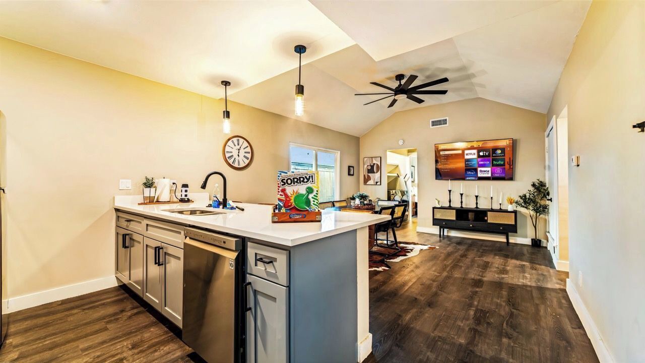 Photo of Kitchen in Park Central