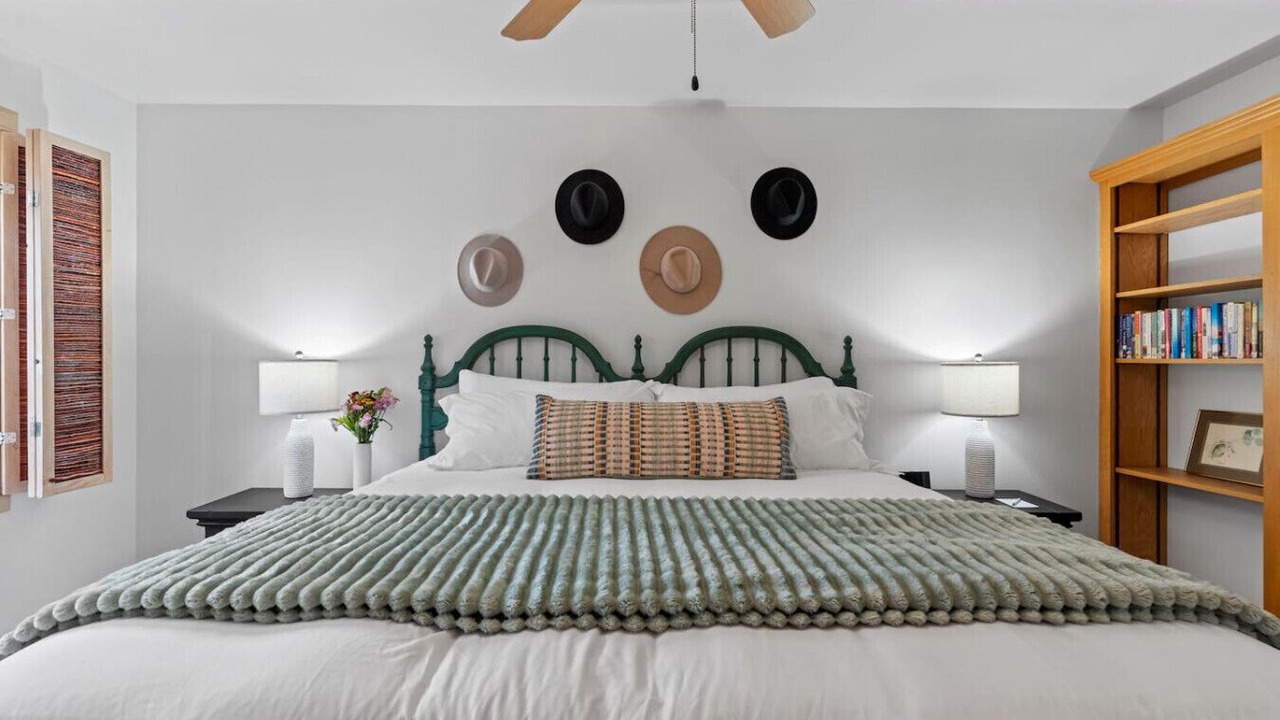 Photo of Bedroom in Northeast Santa Fe
