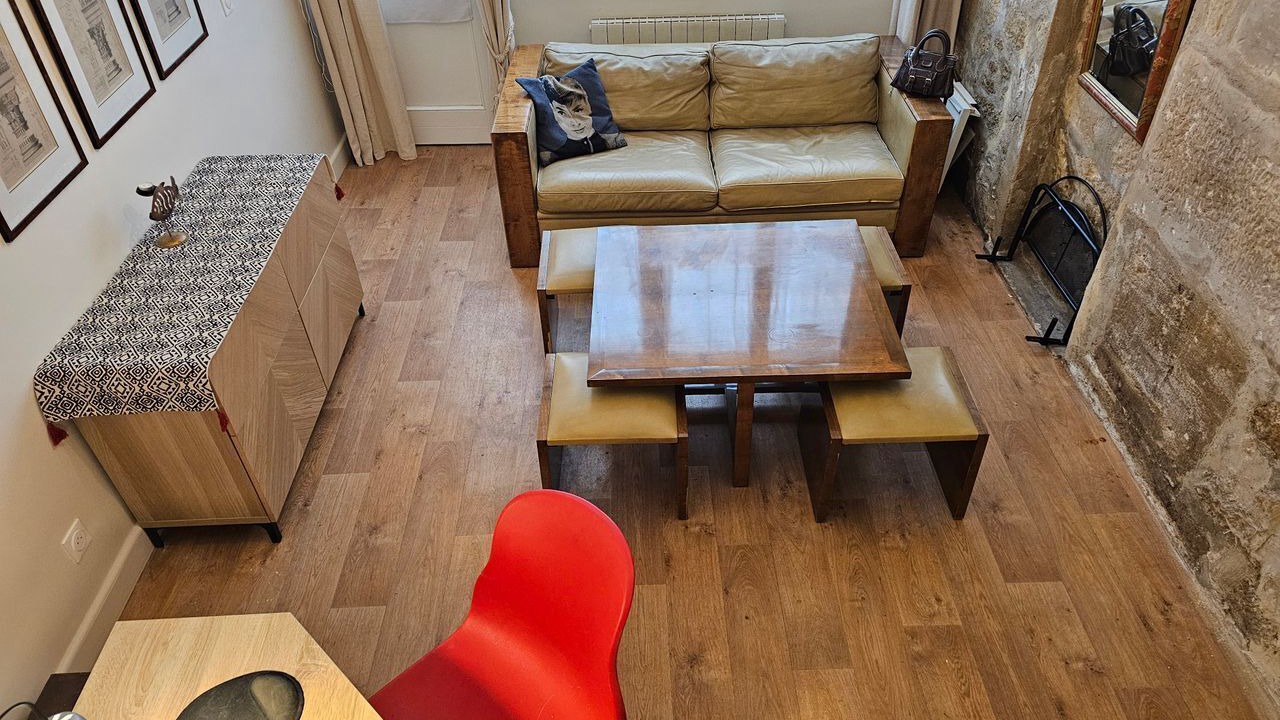 Photo of Livingroom in Notre Dame