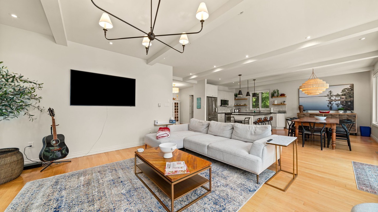 Photo of Livingroom in Tay Valley