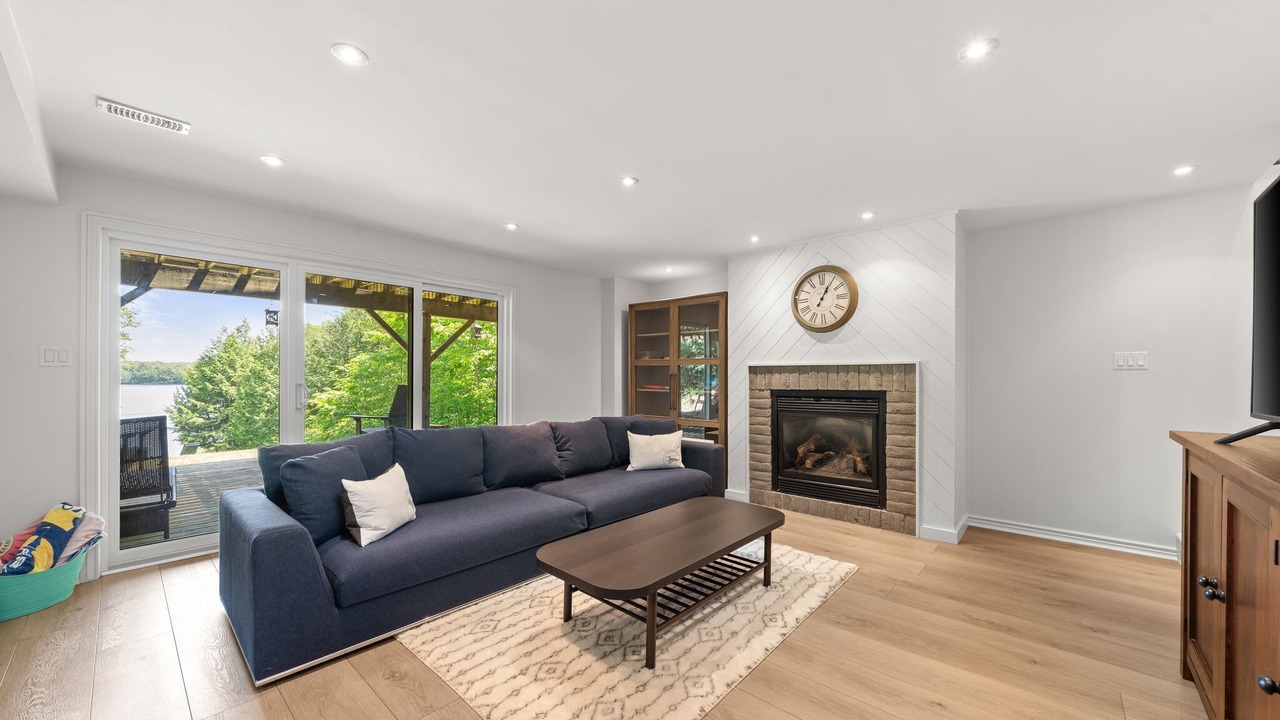 Photo of Livingroom in Tay Valley