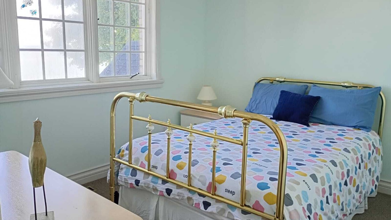 Photo of Bedroom in Port Colborne