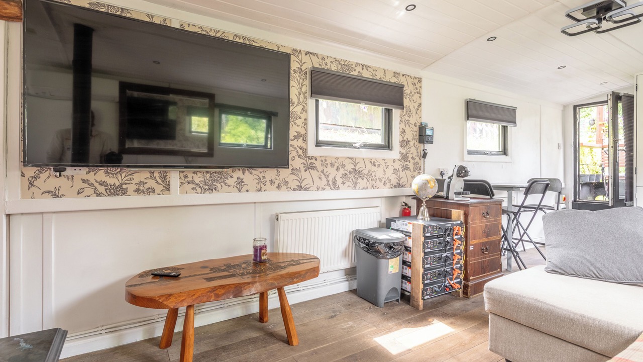 Photo of Livingroom in Cambridge City Centre