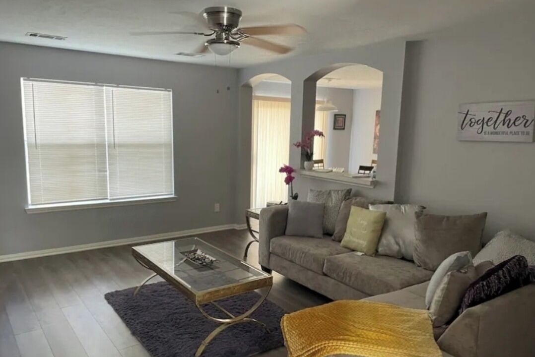 Photo of Livingroom in Barker