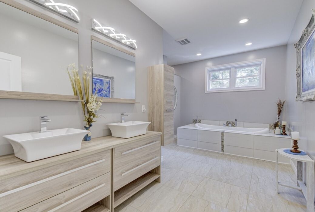 Photo of Bathroom in Saint-Anicet