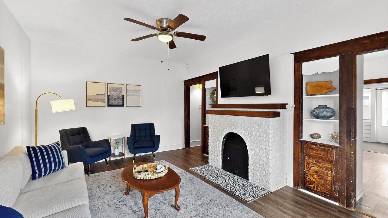 Photo of Livingroom in Downtown Albuquerque