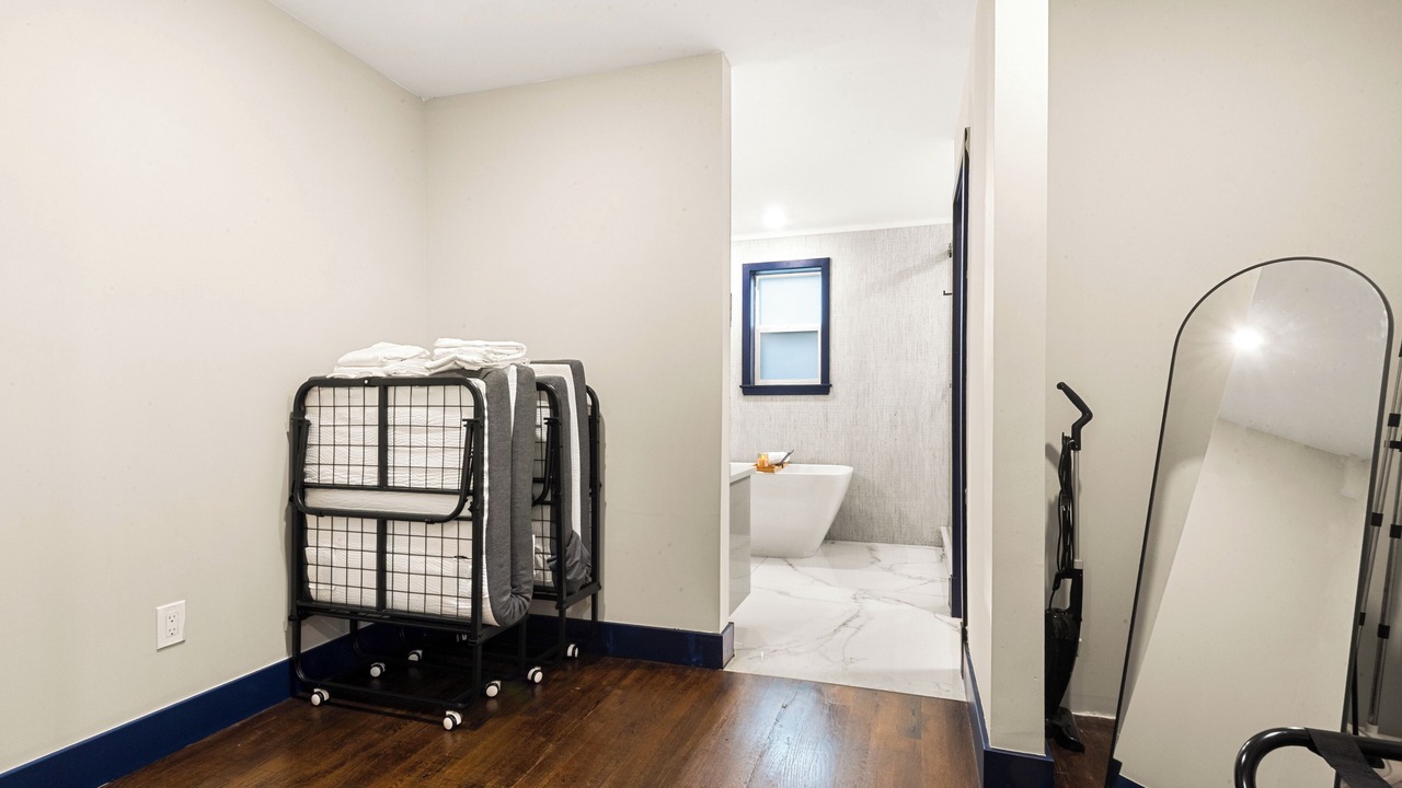 Photo of Bathroom in McGinley Square