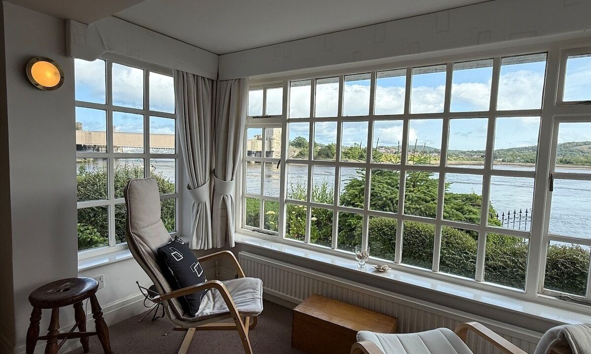 Photo of Others in Henryd