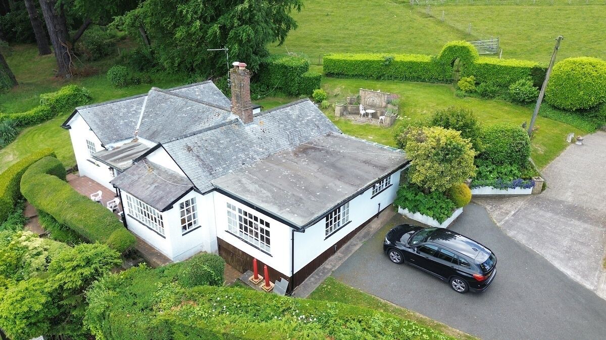 Photo of Outdoor in Henryd