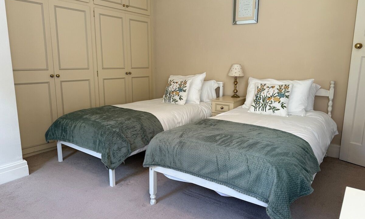 Photo of Bedroom in Henryd