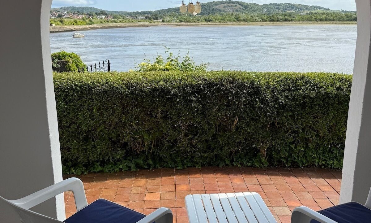 Photo of Patio Balcony in Henryd