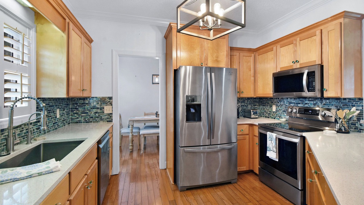 Photo of Others in Saint Simons Heights