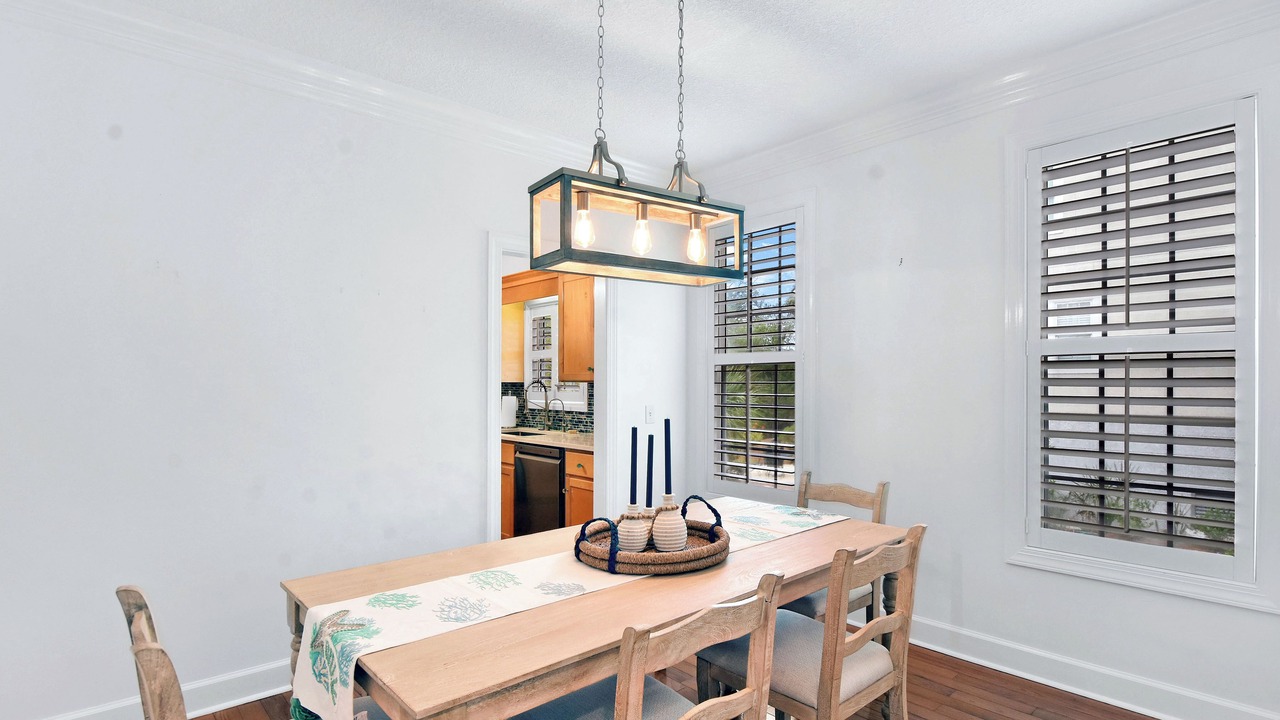 Photo of Others in Saint Simons Heights