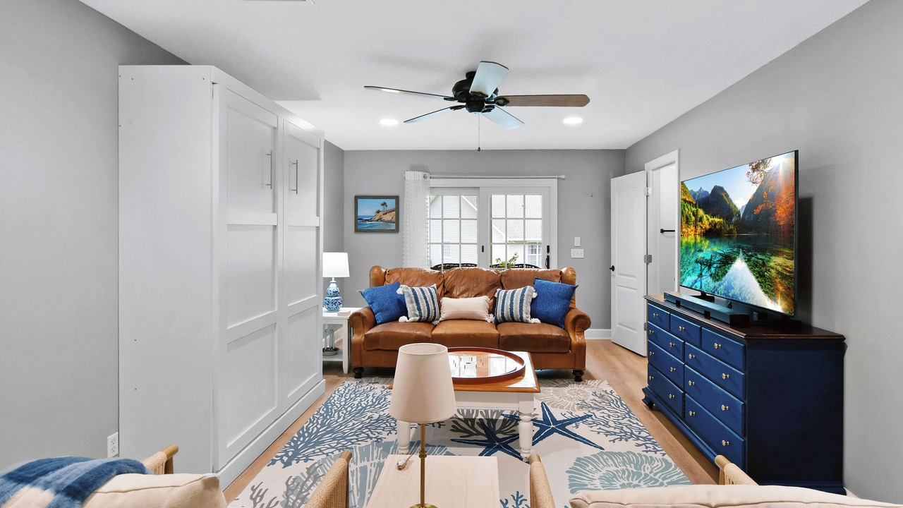 Photo of Others in Saint Simons Heights