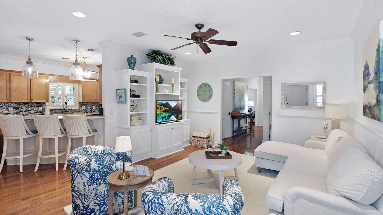 Photo of Others in Saint Simons Heights