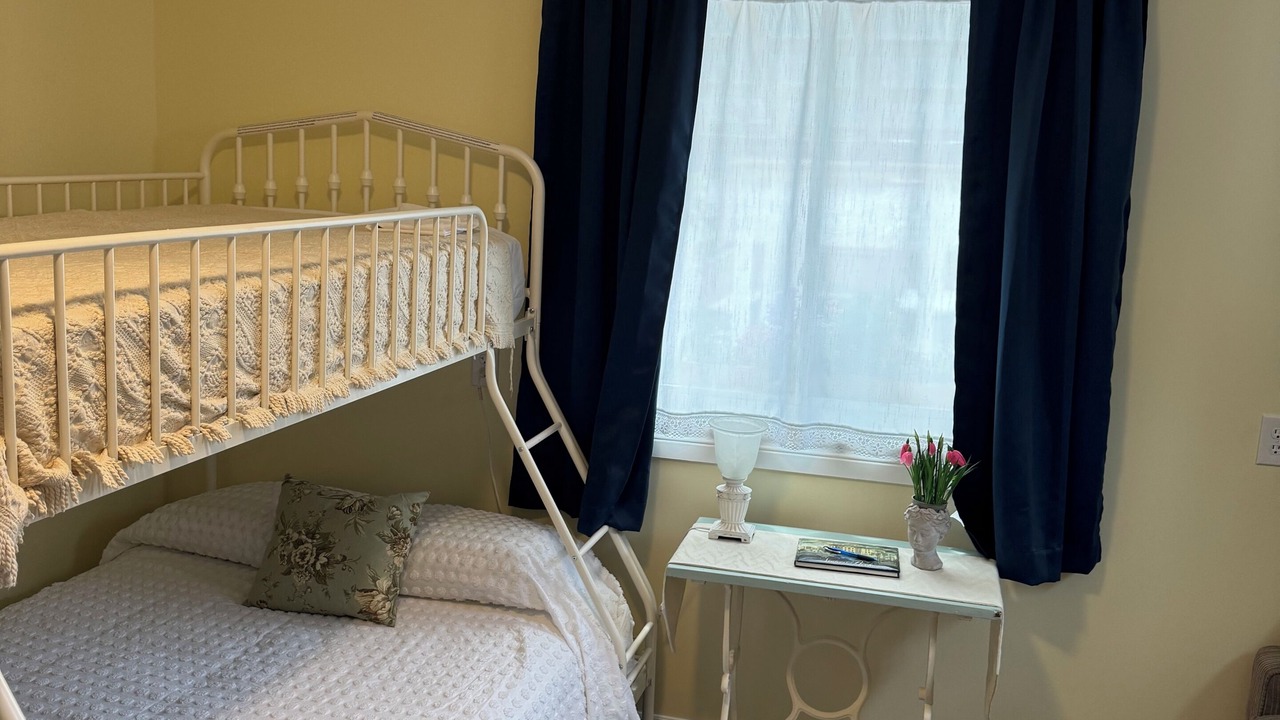 Photo of Bedroom in Vankleek Hill