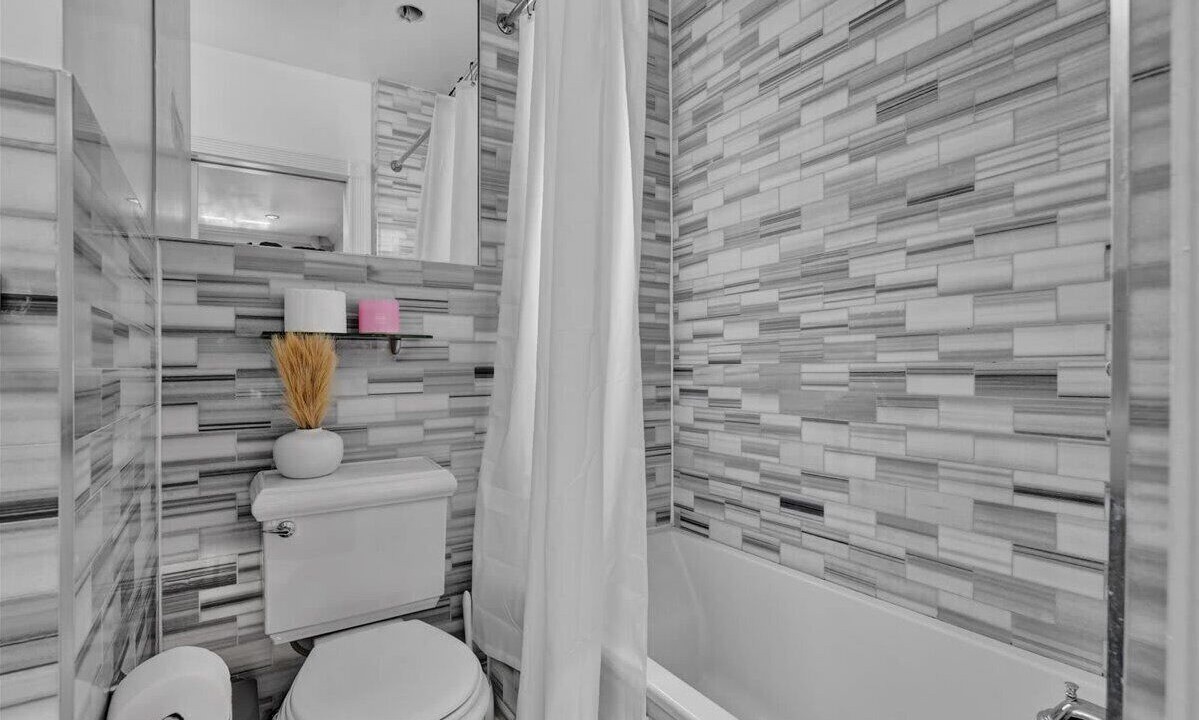 Photo of Bathroom in Gramercy