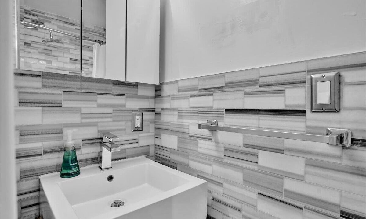 Photo of Bathroom in Gramercy