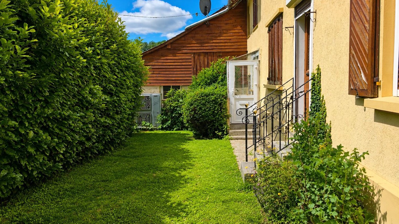 Photo of Outdoor in Montmeillant